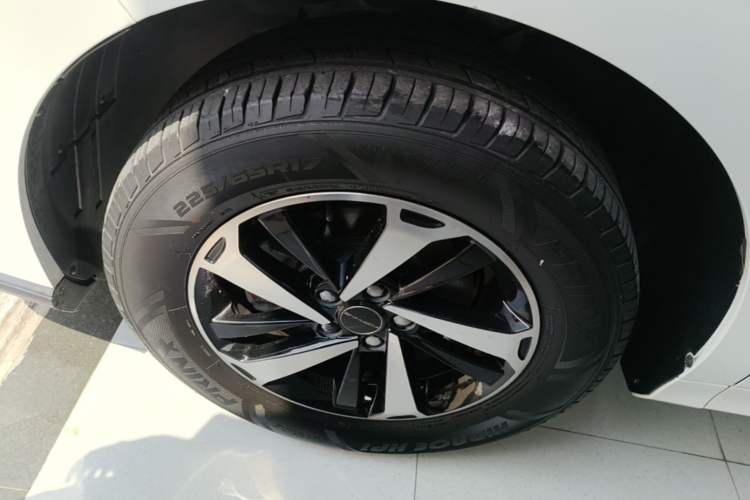 Used FORTHING Friday 2024 410+ Left Front Wheel Hub