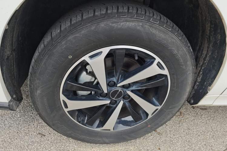 Used FORTHING Friday 2024 410 Performance Edition Left Front Wheel Hub