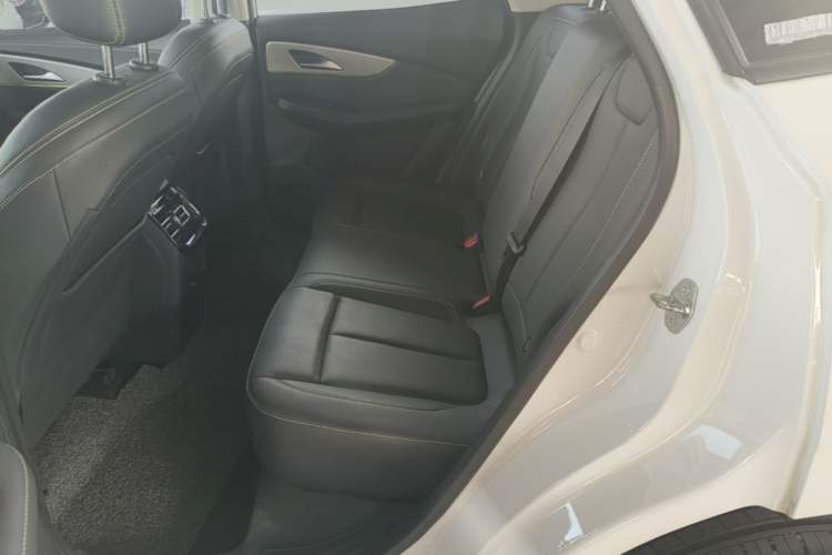 Used FORTHING Friday 2024 410+ Left Rear Seat