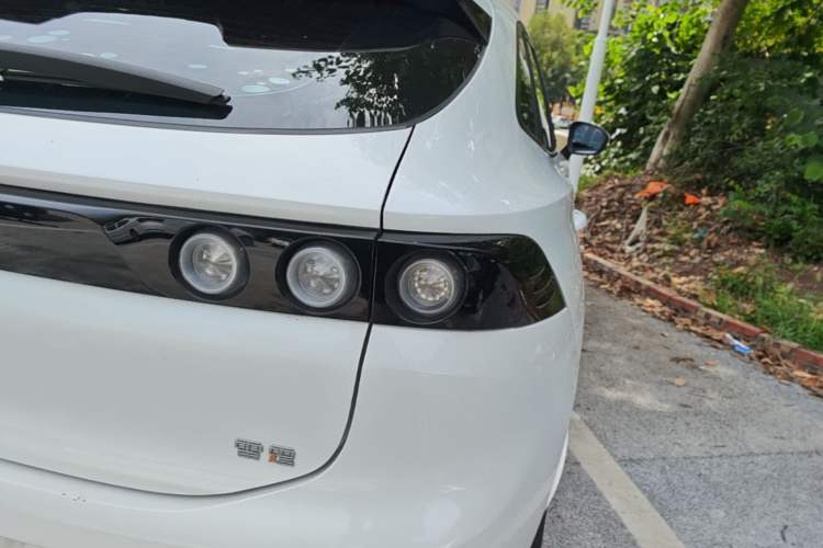 Used FORTHING Friday 2024 410 Performance Edition Right Rear Taillight