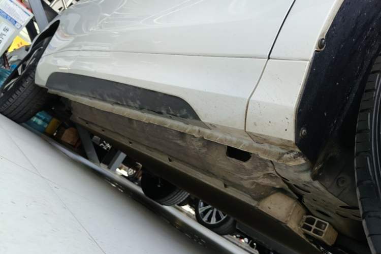 Used FORTHING Friday 2024 410+ Right Side Sill
