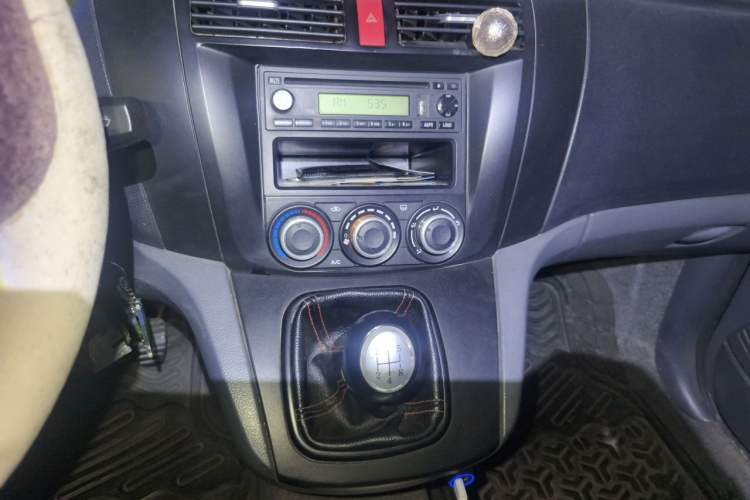 Used FORTHING Joyear 2010 1.5L Manual Luxury Edition Audio And AC Panel