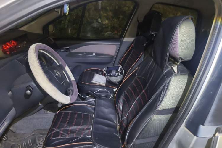 Used FORTHING Joyear 2010 1.5L Manual Luxury Edition Driver Seat