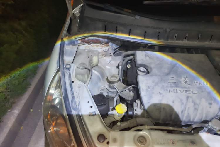 Used FORTHING Joyear 2010 1.5L Manual Luxury Edition Engine Bay Right