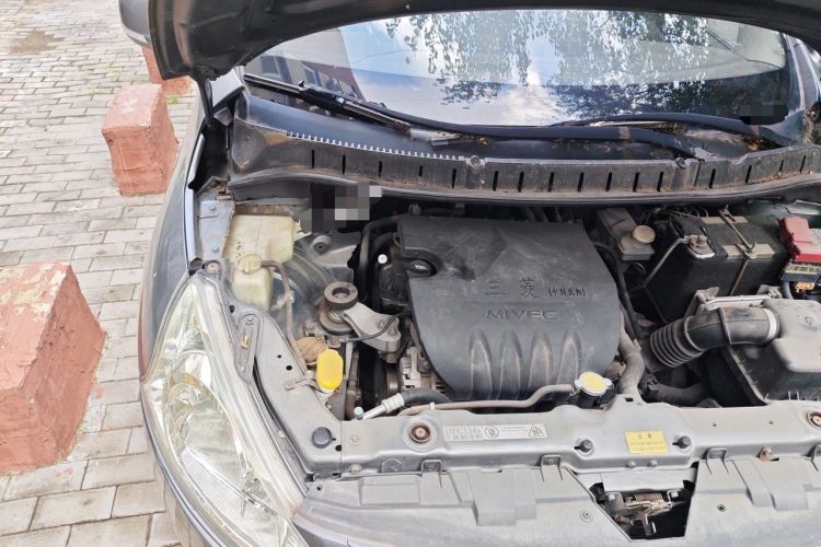 Used FORTHING Joyear 2010 1.5L Manual Luxury Edition Engine Bay Right