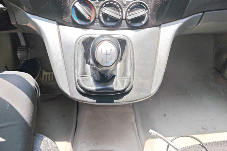 Used FORTHING Joyear 2010 1.5L Manual Luxury Edition Gear Lever