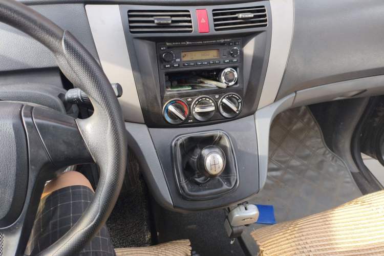 Used FORTHING Joyear 2011 LV 1.5L Manual Comfort Model Audio And AC Panel