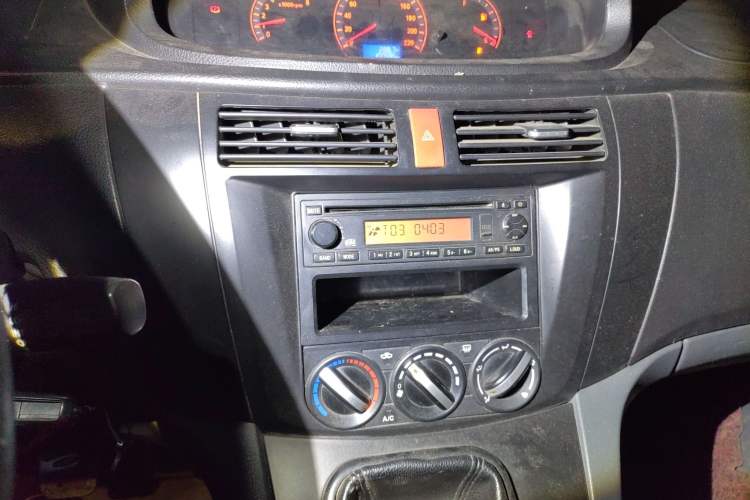 Used FORTHING Joyear 2011 1.5L Manual Comfort Edition Audio And AC Panel