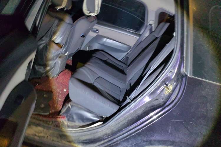 Used FORTHING Joyear 2011 1.5L Manual Comfort Edition Left Rear Seat