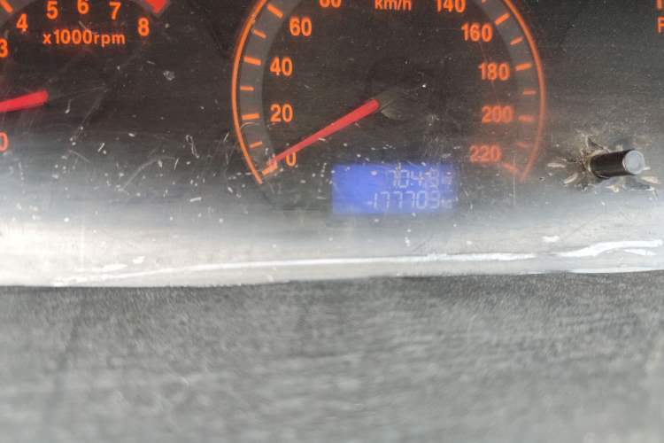 Used FORTHING Joyear 2011 1.5L Manual Luxury Version Odometer Close Up