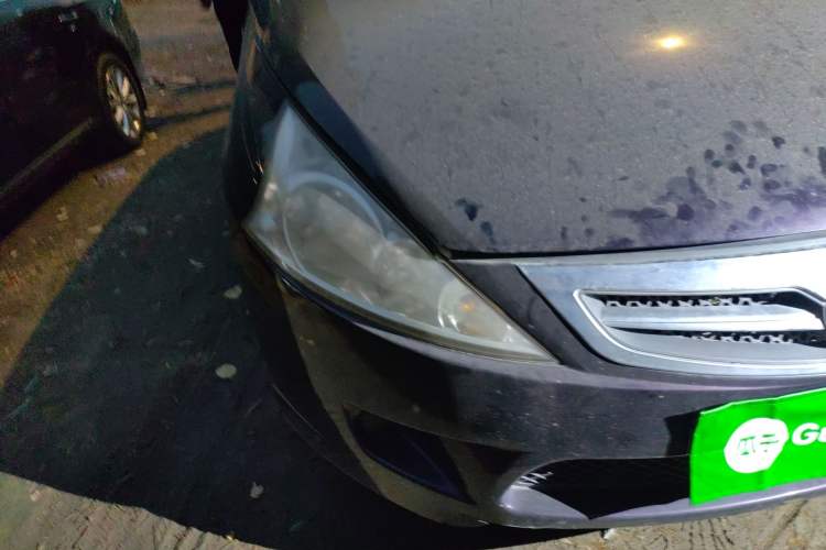 Used FORTHING Joyear 2011 1.5L Manual Comfort Edition Right Front Headlight