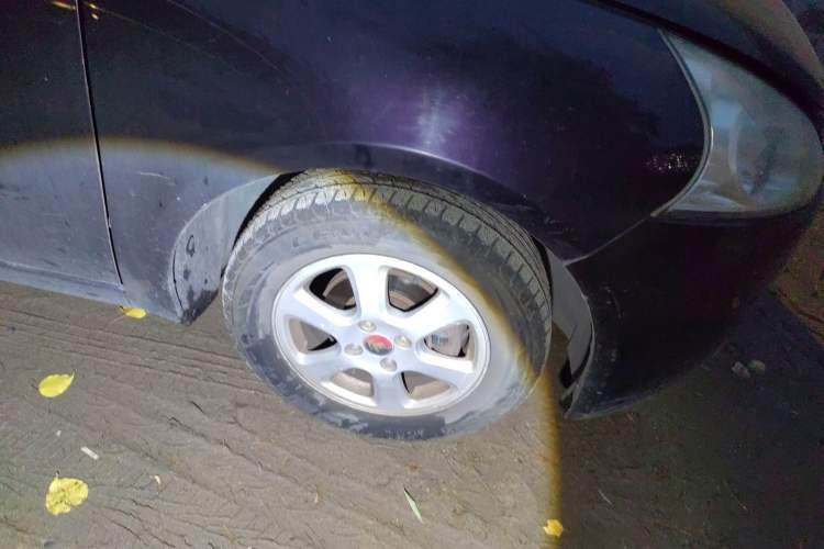 Used FORTHING Joyear 2011 1.5L Manual Comfort Edition Right Front Wheel Hub