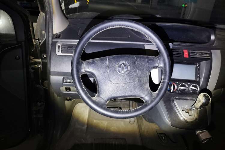 Used FORTHING Joyear 2011 1.5L AMT Luxury Edition Steering Wheel