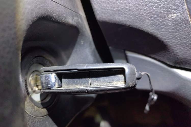 Used FORTHING Joyear 2011 1.5L Manual Comfort Edition Vehicle Key