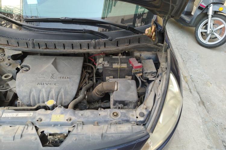 Used FORTHING Joyear 2011 1.5L Manual Luxury Edition Engine Bay Left