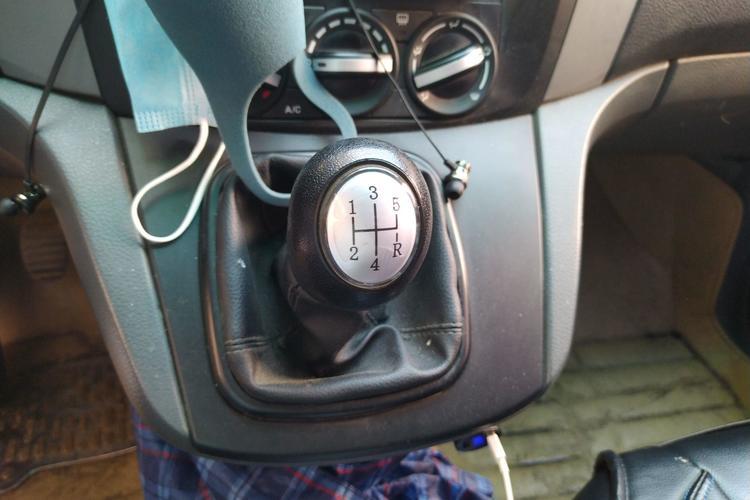 Used FORTHING Joyear 2011 1.5L Manual Luxury Edition Gear Lever