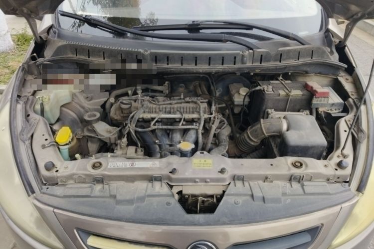 Used FORTHING Joyear 2011 1.5L Manual Luxury Edition Engine Bay