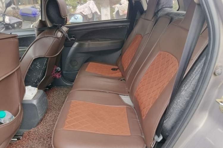 Used FORTHING Joyear 2011 1.5L Manual Luxury Edition Left Rear Seat