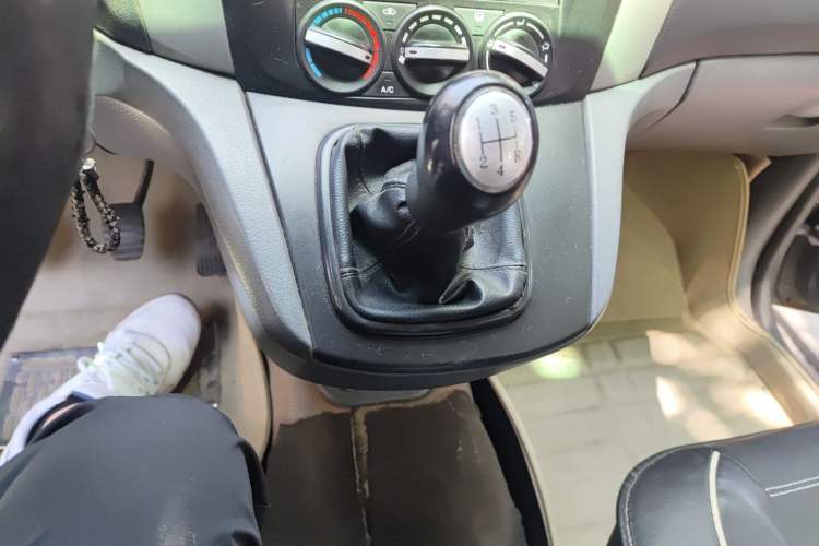 Used FORTHING Joyear 2011 1.5L Manual Standard Edition Gear Lever