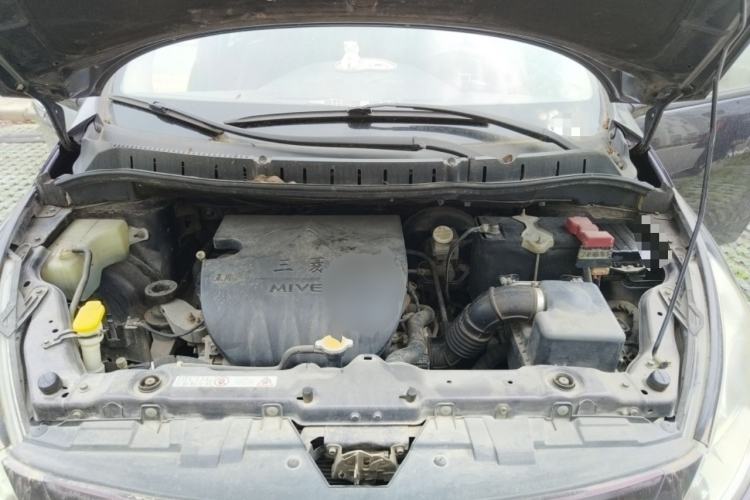 Used FORTHING Joyear 2011 1.5L Manual Luxury Edition Engine Bay