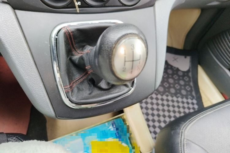 Used FORTHING Joyear 2011 1.5L Manual Luxury Edition Gear Lever