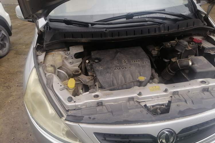 Used FORTHING Joyear 2011 1.5L Manual Luxury Edition Engine Bay Right