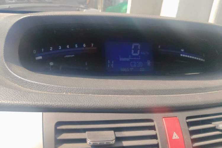 Used FORTHING Joyear 2011 LV 1.5L AMT Luxury Model Instrument Cluster
