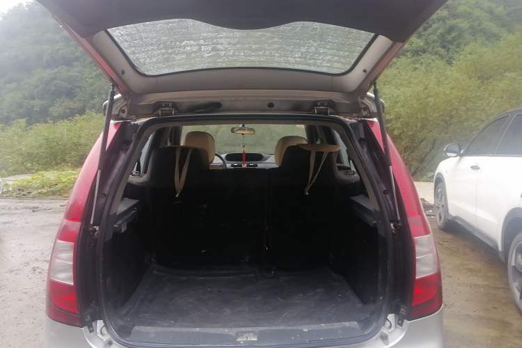 Used FORTHING Joyear 2011 1.5L Manual Luxury Edition Trunk