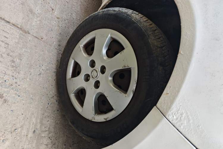 Used FORTHING Joyear 2011 1.5L Manual Standard Edition Right Front Wheel Hub