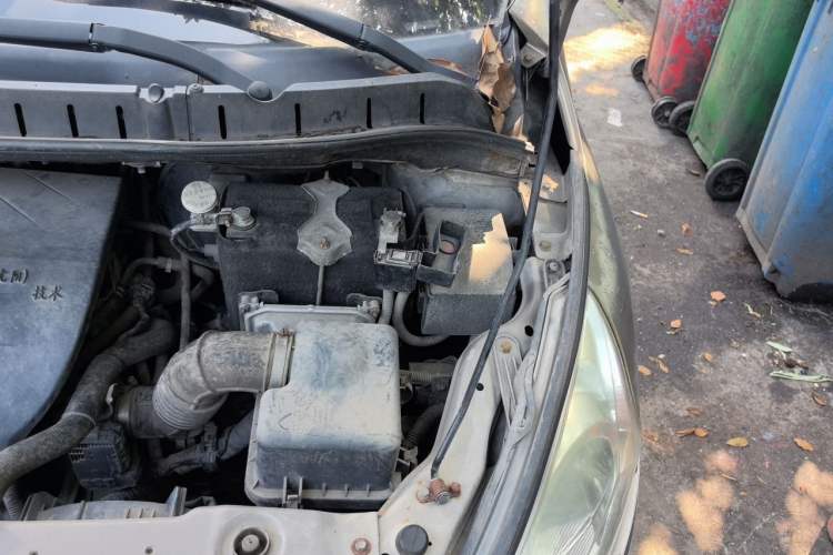 Used FORTHING Joyear 2012 XL 1.5L Manual Luxury Model Engine Bay Left