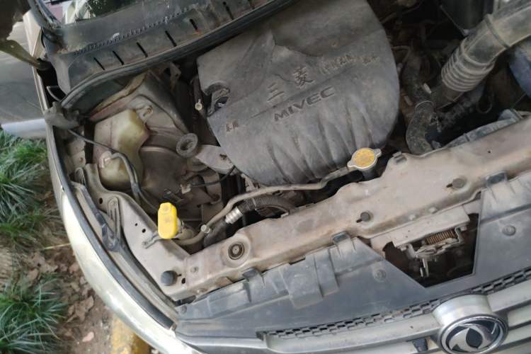 Used FORTHING Joyear 2012 XL 1.5L Manual Luxury Model Engine Bay Right
