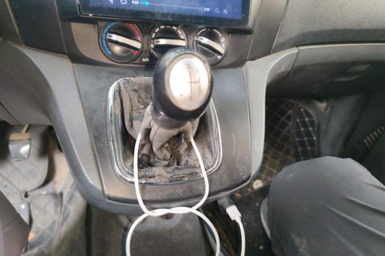 Used FORTHING Joyear 2012 XL 1.5L Manual Luxury Model Gear Lever