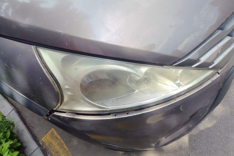 Used FORTHING Joyear 2012 LV 1.5L Manual Luxury Edition Right Front Headlight
