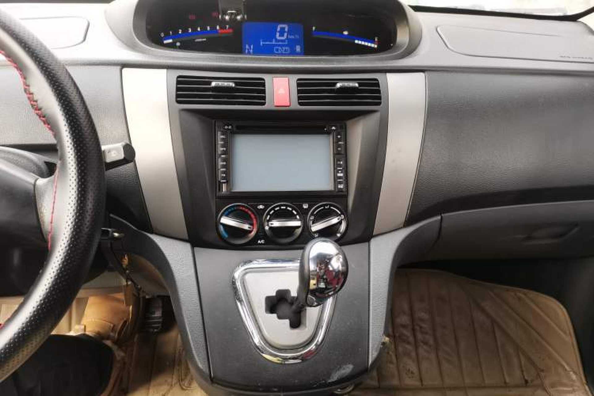 Used FORTHING Joyear 2012 LV 1.5L AMT Luxury Version Audio And AC Panel