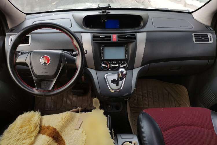Used FORTHING Joyear 2012 LV 1.5L AMT Luxury Version Center Console