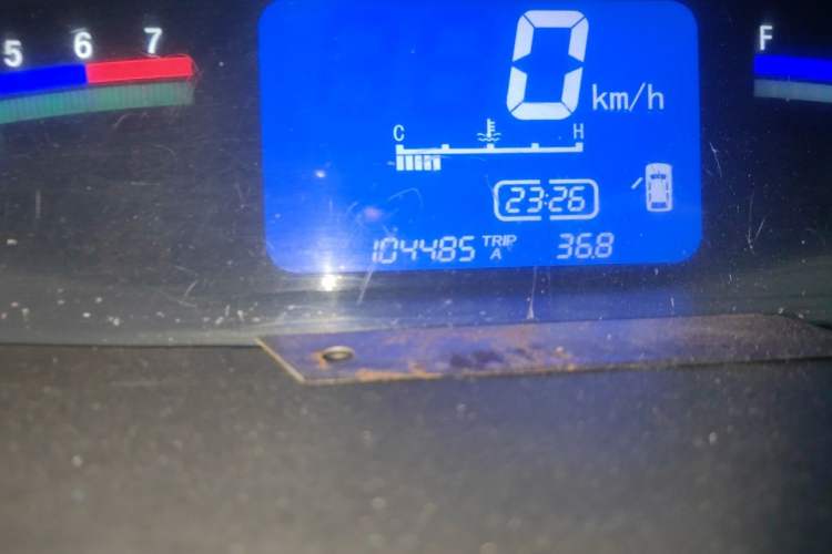 Used FORTHING Joyear 2012 XL 1.5L Manual Comfort Model Odometer Close Up