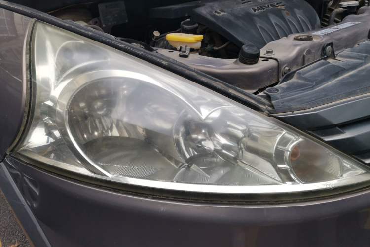 Used FORTHING Joyear 2012 LV 1.5L Manual Luxury Edition Right Front Headlight