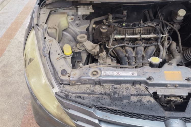 Used FORTHING Joyear 2012 LV 1.5L Manual Luxury Edition Engine Bay Right
