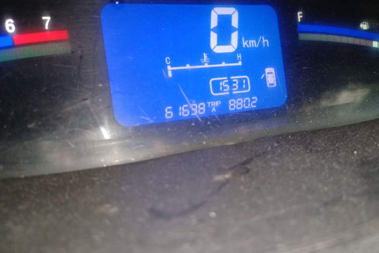 Used FORTHING Joyear 2012 XL 1.5L Manual Luxury Model Odometer Close Up
