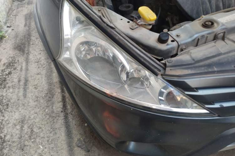 Used FORTHING Joyear 2012 LV 1.5L Manual Luxury Edition Right Front Headlight