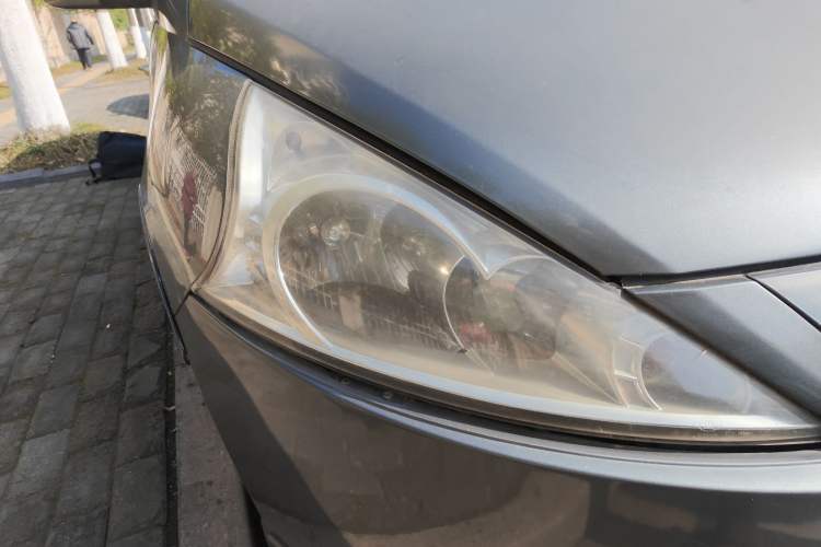 Used FORTHING Joyear 2012 XL 1.5L Manual Comfort Model Right Front Headlight