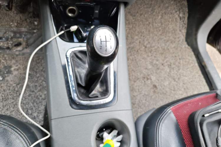 Used FORTHING Joyear 2012 LV 1.5L Manual Luxury Edition Gear Lever