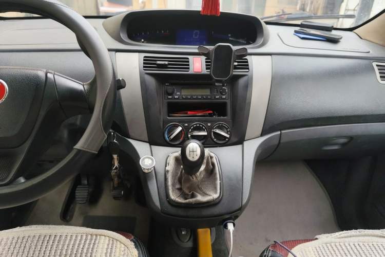 Used FORTHING Joyear 2012 LV 1.5L Manual Luxury Edition Audio And AC Panel
