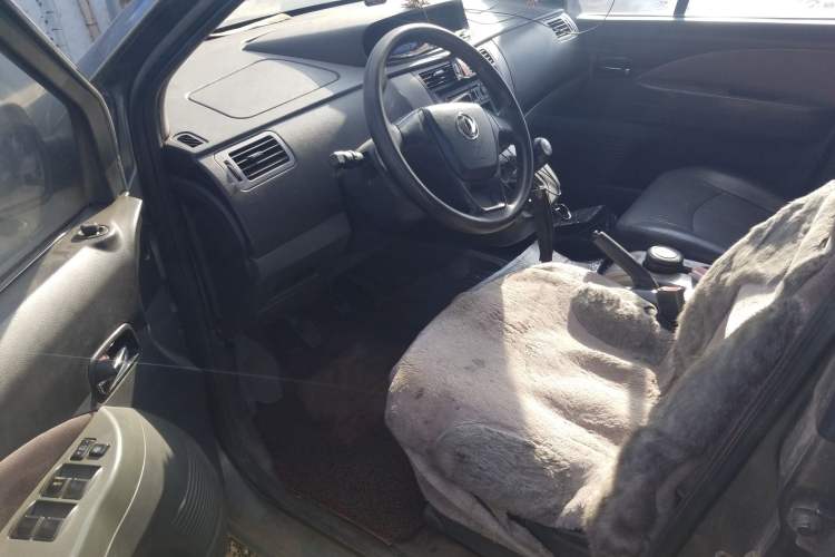 Used FORTHING Joyear 2012 XL 1.5L Manual Comfort Model Driver Seat