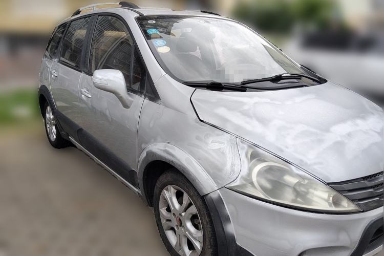 Used FORTHING Joyear 2012 XL 1.5L Manual Luxury Model Front Right 45 Deg