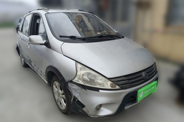 Used FORTHING Joyear 2012 LV 1.5L Manual Luxury Edition Front Right 45 Deg