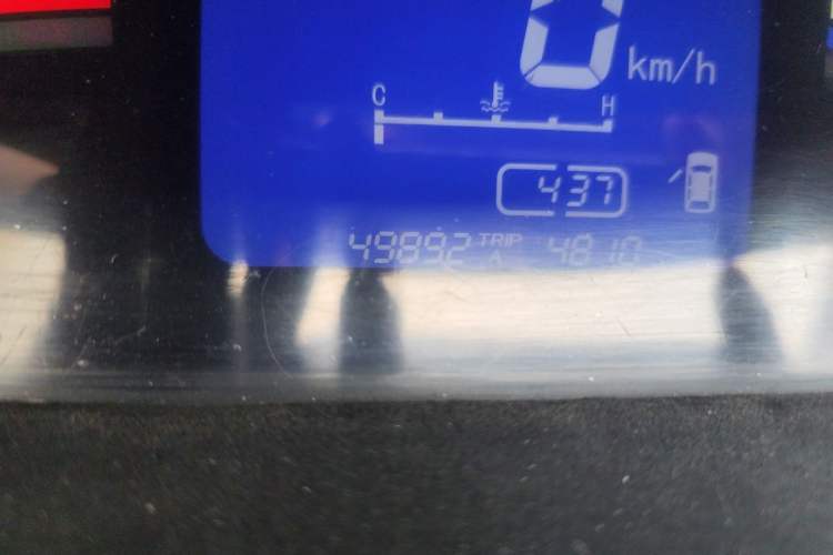 Used FORTHING Joyear 2012 LV 1.5L Manual Luxury Edition Odometer Close Up