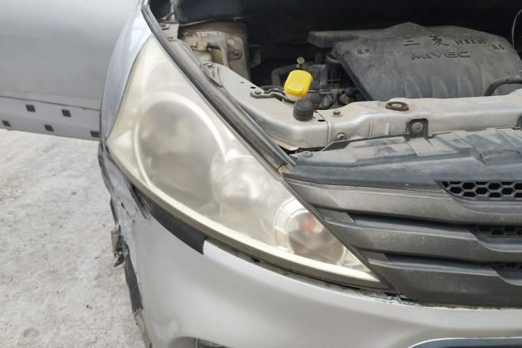 Used FORTHING Joyear 2012 LV 1.5L Manual Luxury Edition Right Front Headlight