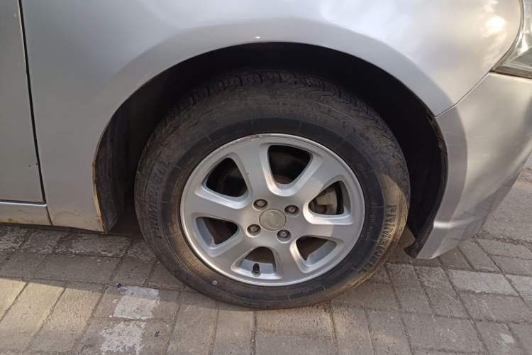 Used FORTHING Joyear 2012 XL 1.5L Manual Luxury Model Right Front Wheel Hub