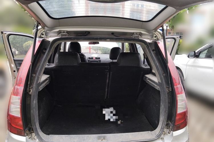Used FORTHING Joyear 2012 XL 1.5L Manual Luxury Model Trunk